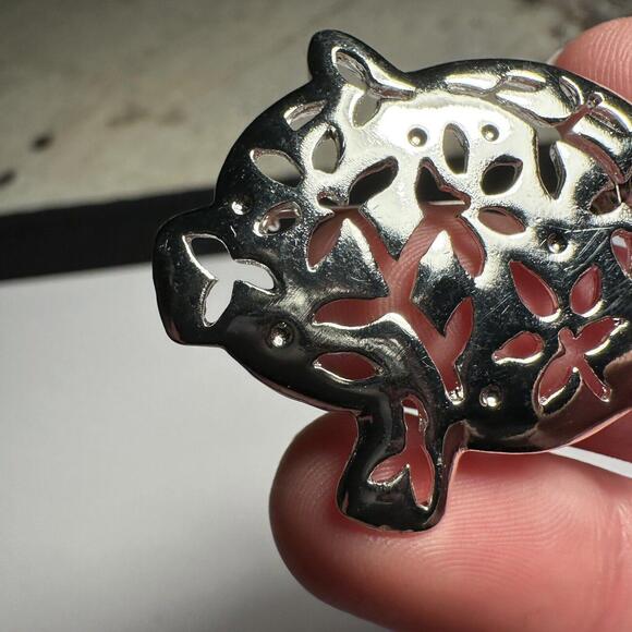 Signed Danecraft Pig Piggy Brooch Pin Silver Tone Metal - Picture 4 of 11